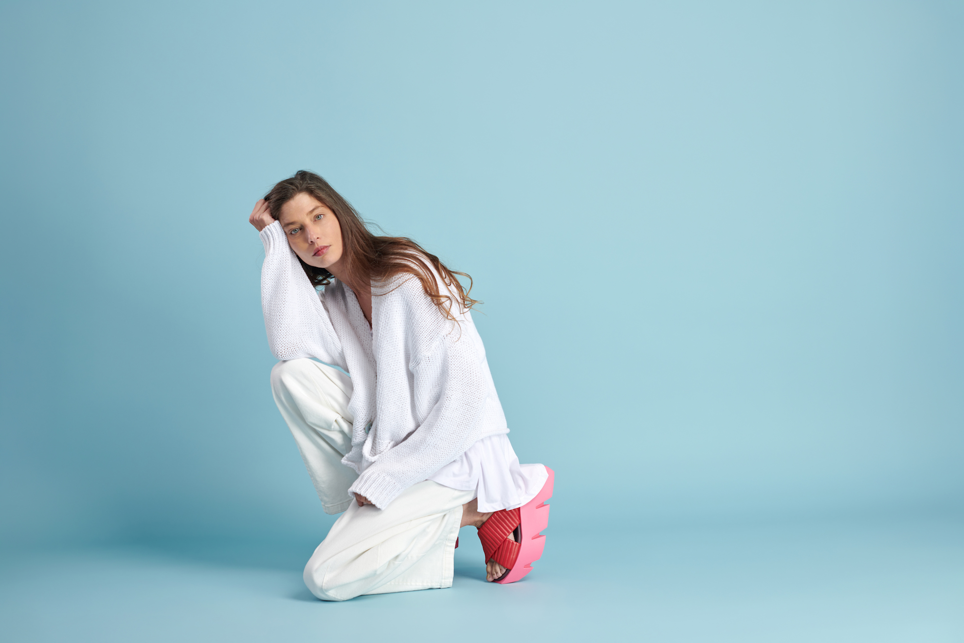 The Sweater Edit: Lightweight Layers for Spring and Beyond